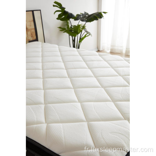 Matelas en mousse à mémoire de forme moyenne et ferme